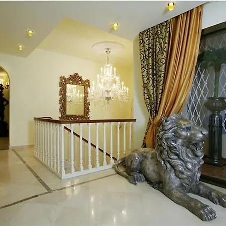 19567 - Unique Luxurious And Palacial * Marbella