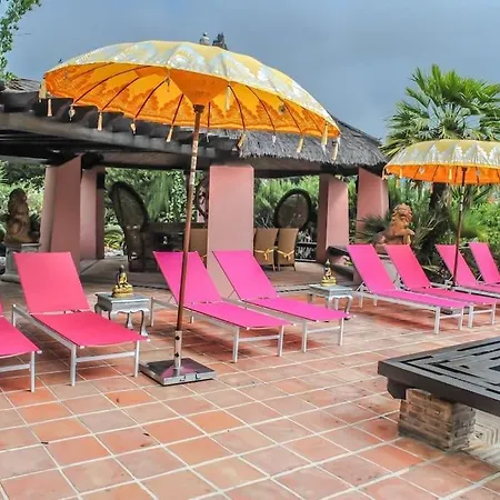19567 - Unique Luxurious And Palacial Villa